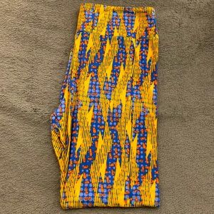 🎁🎁   for $   🎁🎁 NWOT LulaRoe Geometric Gold & Blue Leggings